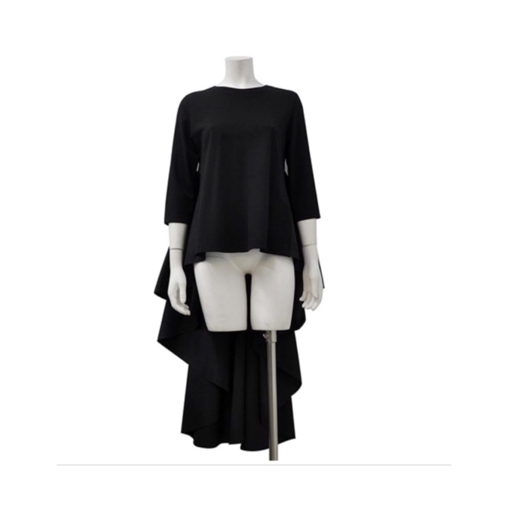 RESTOCKED. GRACIA ASYMMETRICAL TOP - Picture 3 of 3